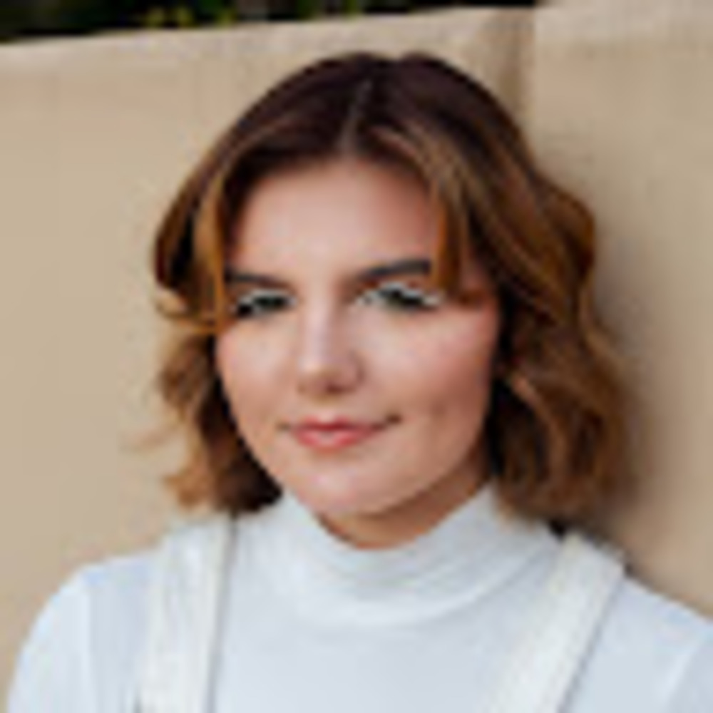 Meet your Posher, Michaela rae